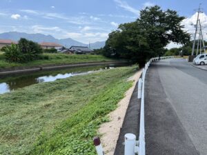 【地域社会貢献行事】吉敷川定期清掃